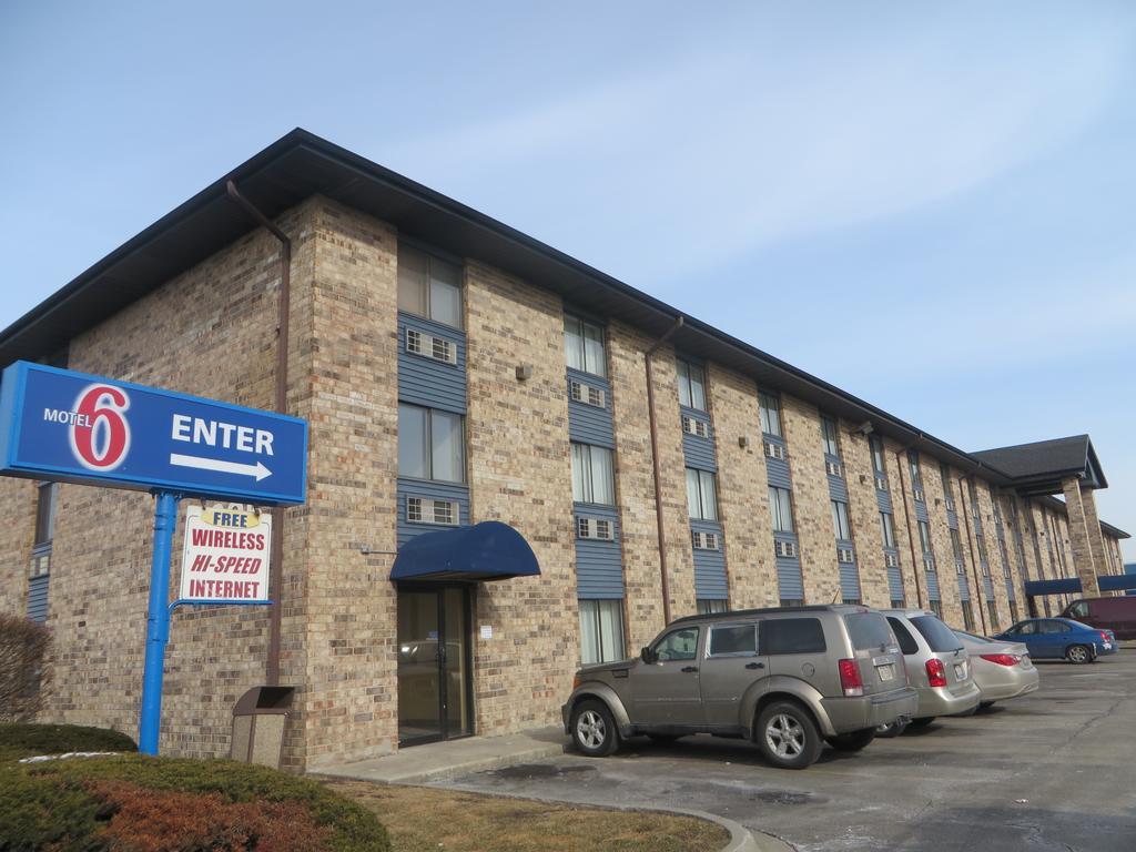 Motel 6-Bridgeview, Il Εξωτερικό φωτογραφία