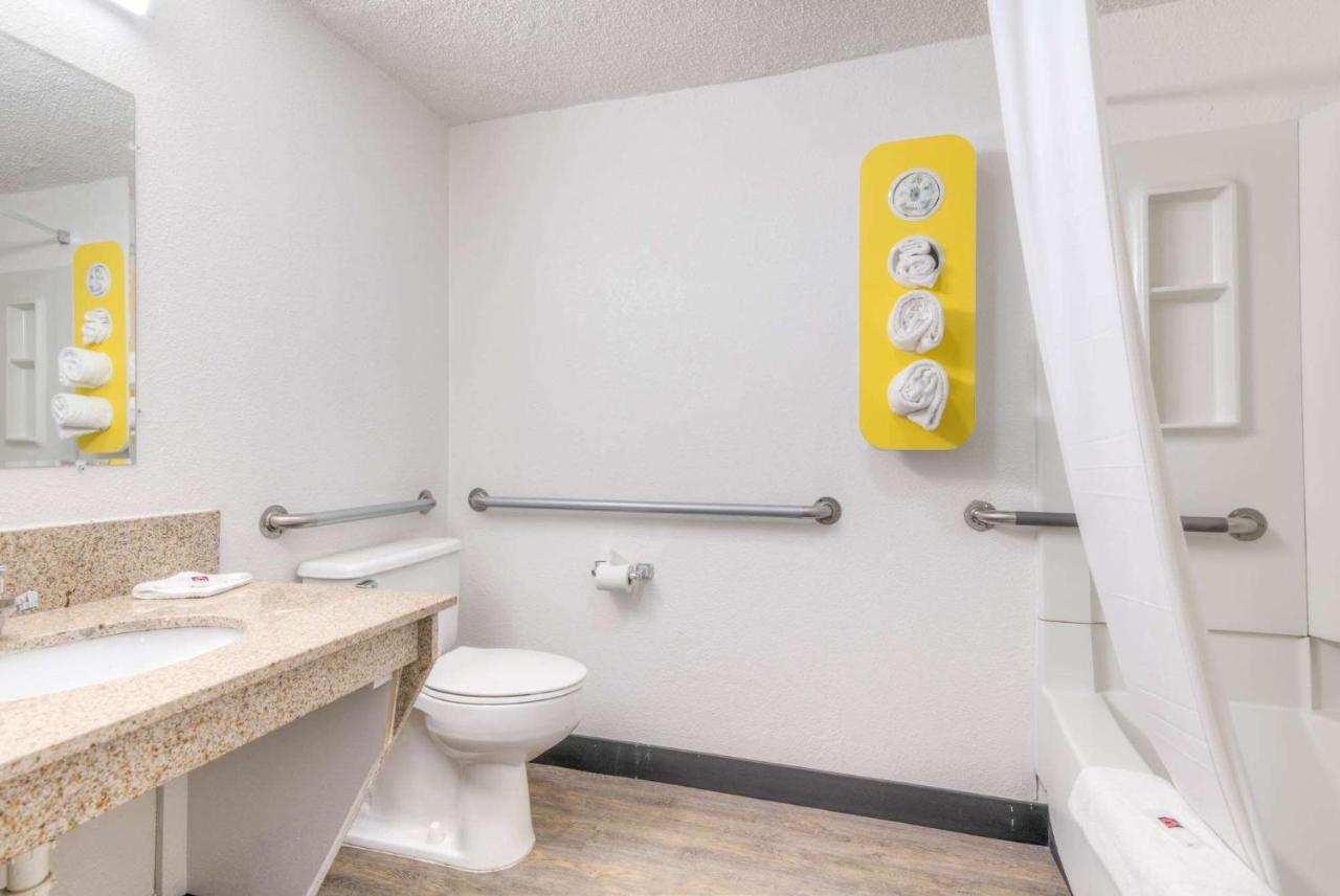 Motel 6-Bridgeview, Il Εξωτερικό φωτογραφία