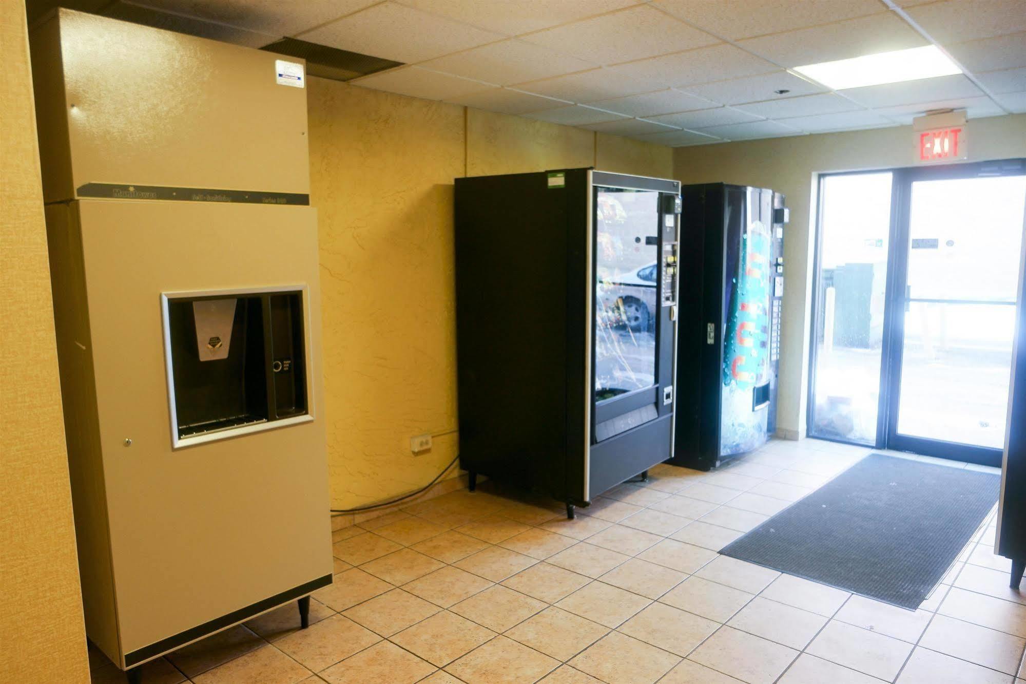 Motel 6-Bridgeview, Il Εξωτερικό φωτογραφία